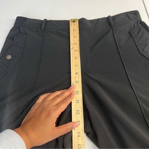 Athleta Vienna Pull-On Cargo Pant Black Lightweight Stretch Size 14 - Picture 12 of 16